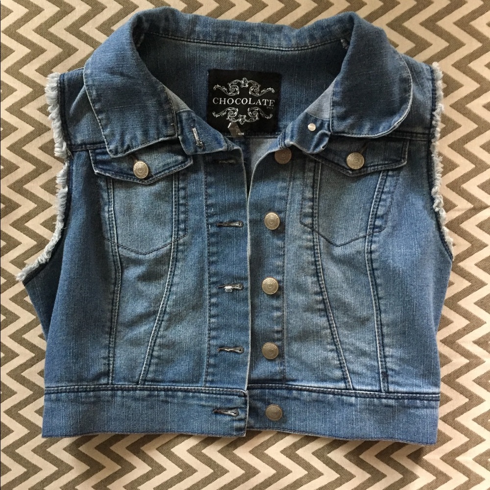 Hey you, with the denim crop top!